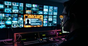 Progi alarmowe w monitoringu mediów: kiedy wzmianka wymaga reakcji